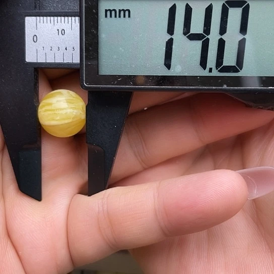 未镶嵌琥珀裸石长****了14+mm天然琥珀蜜蜡