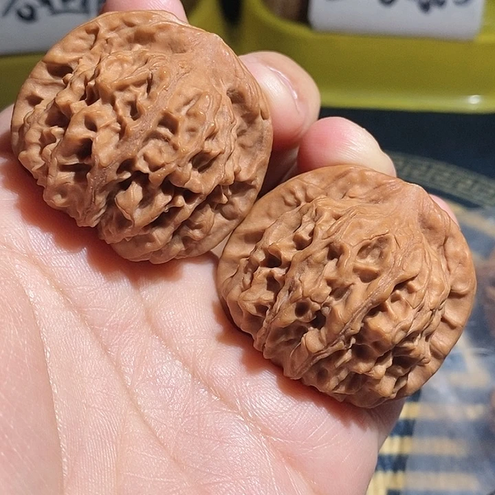 【闪购商品】文玩核桃吊坠天地
