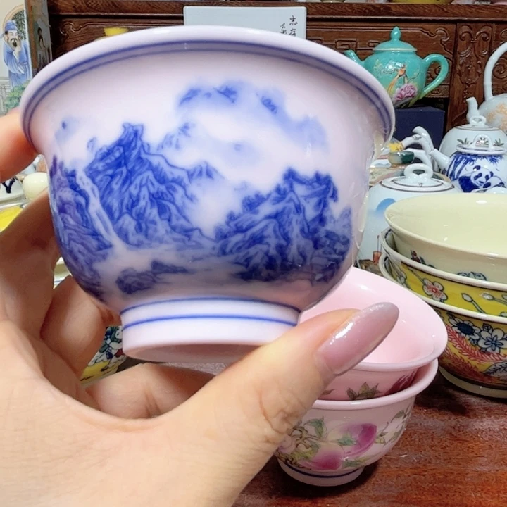 景哈哈哈哈哈经济哈