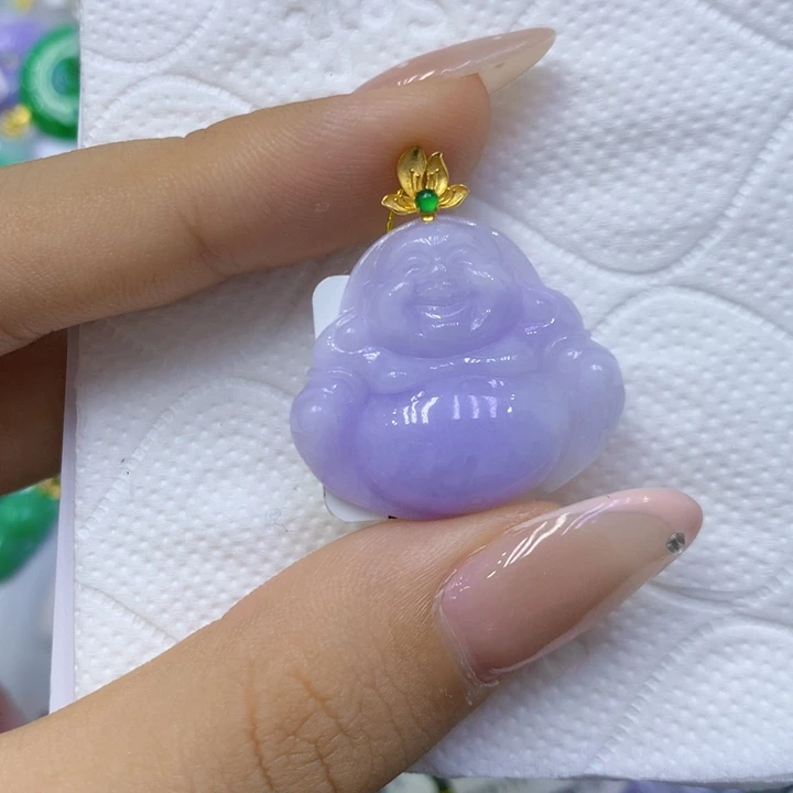 颈饰18K金镶嵌翡翠