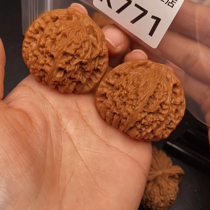 皇***间吊坠桃核K771南疆