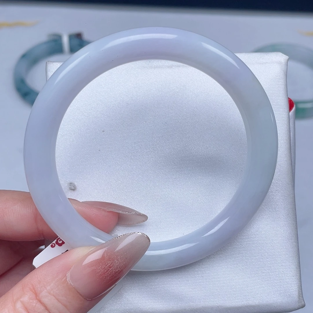 翡翠未镶嵌手镯023