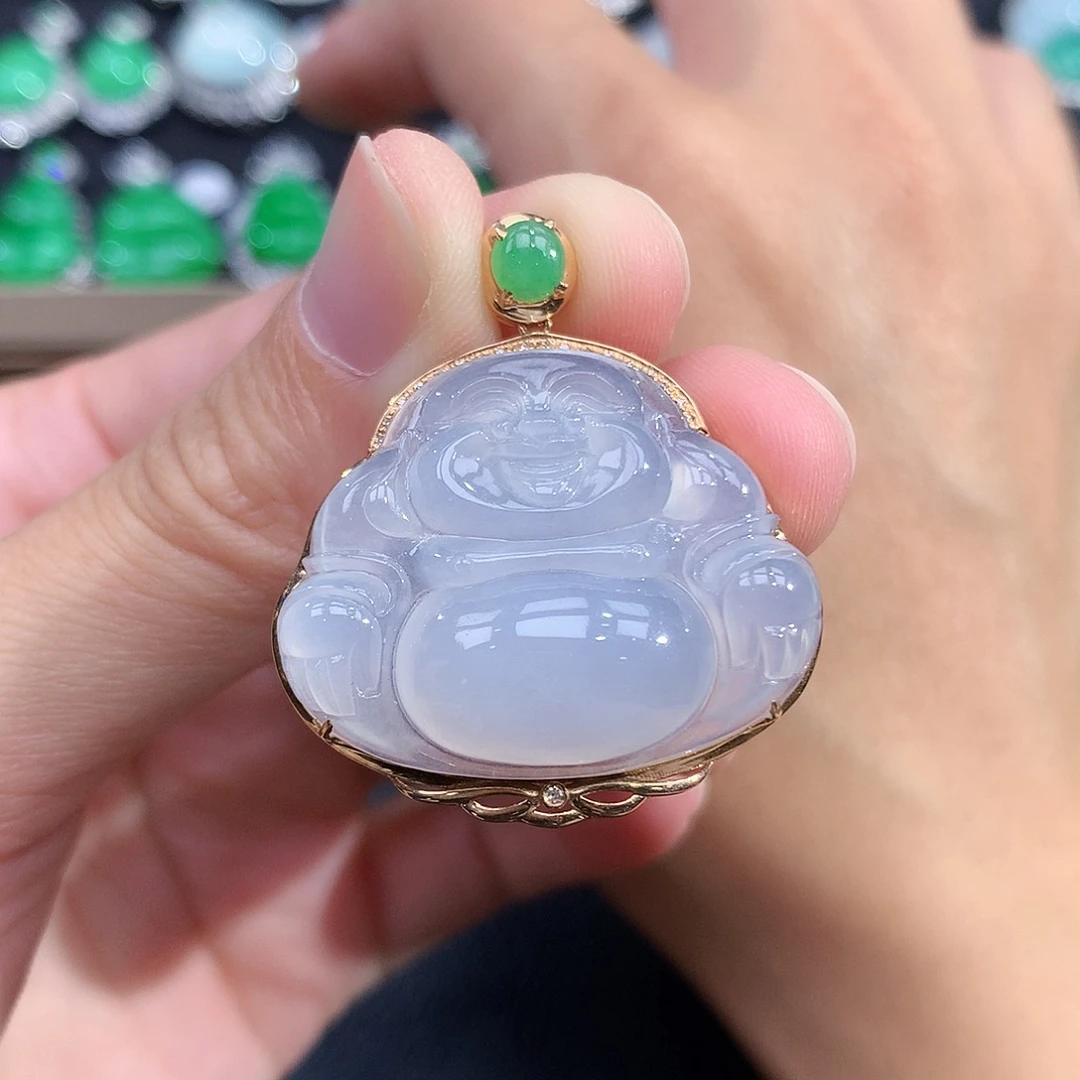 翡翠18K金镶嵌颈饰