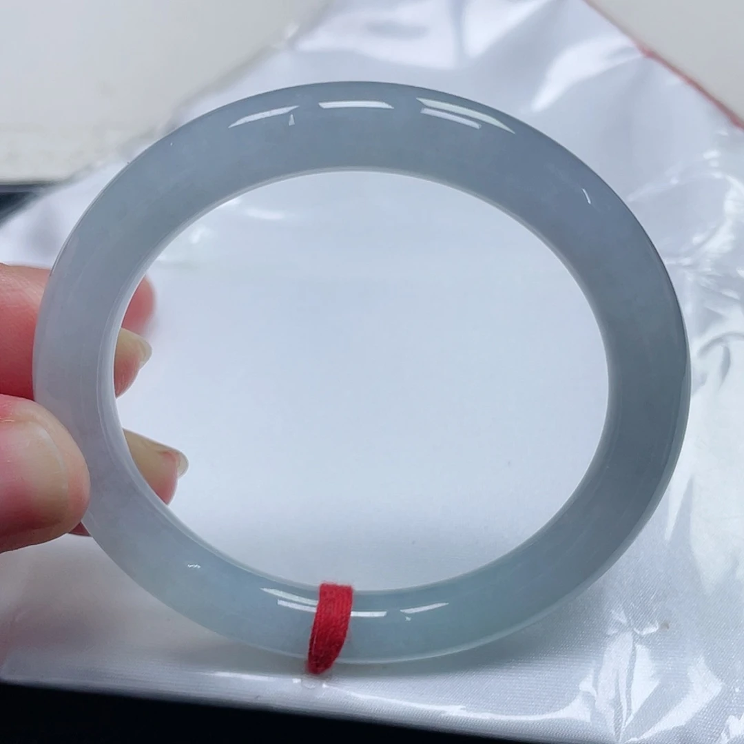 翡翠手镯（圆镯）未镶嵌