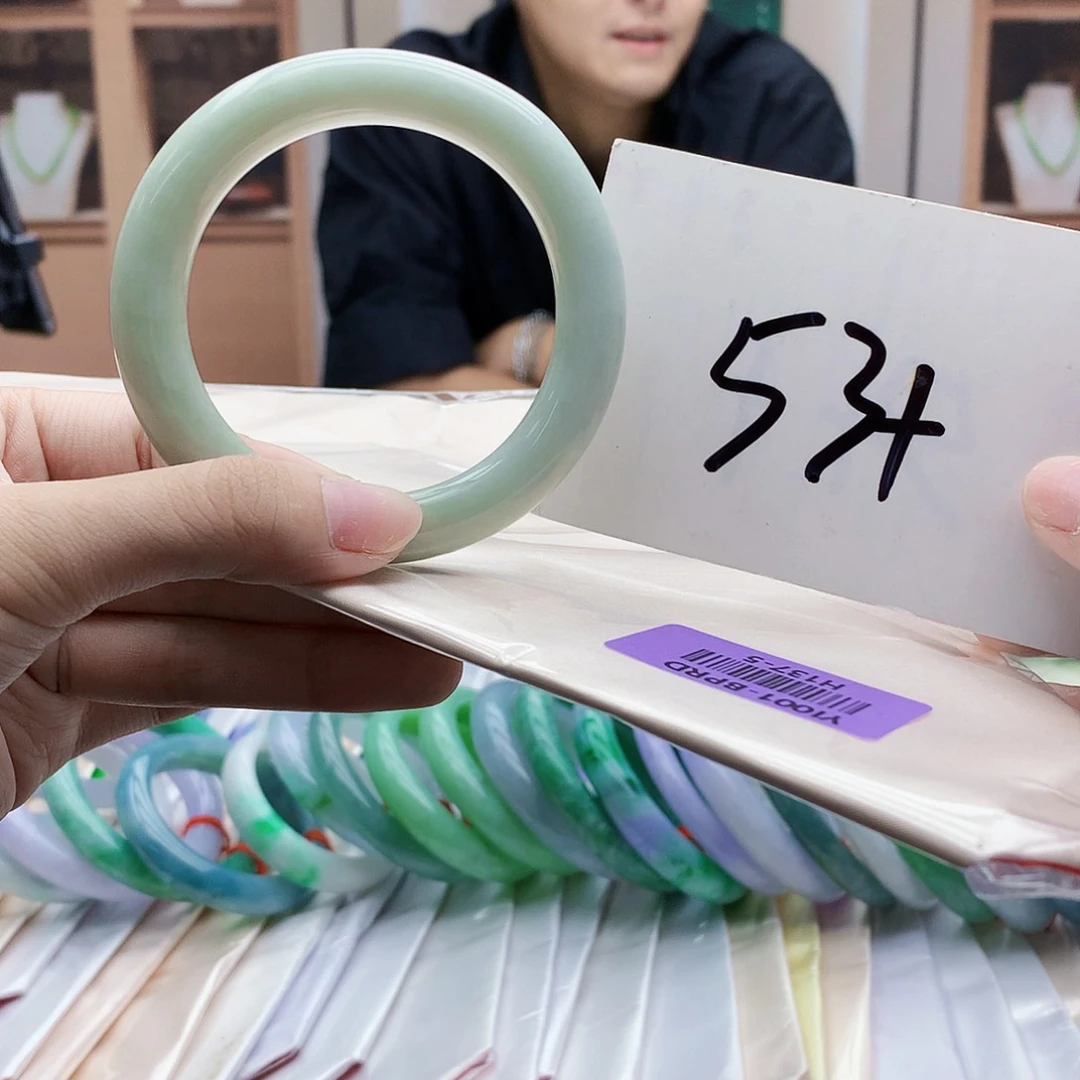 未镶嵌手镯翡翠bbb