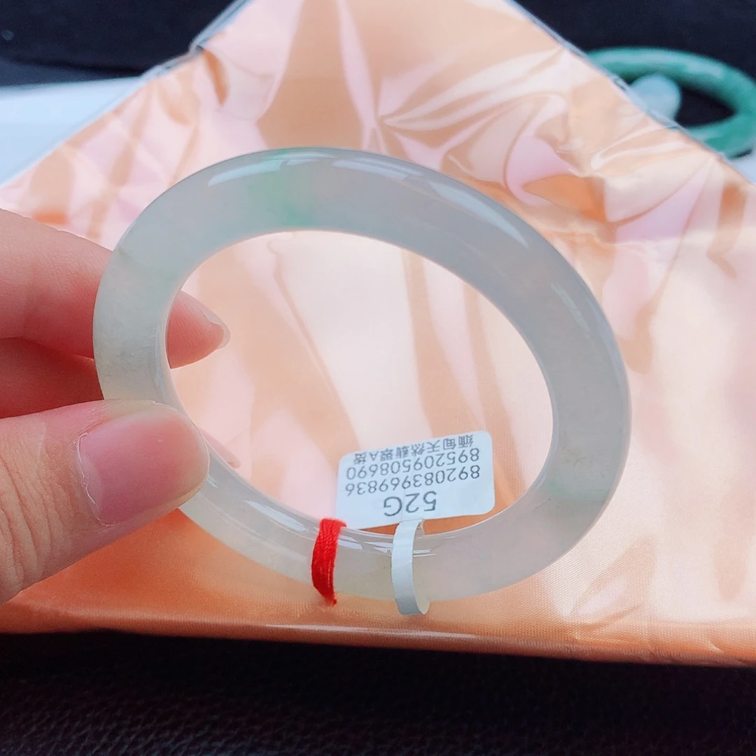 柠***乐翡翠未镶嵌手镯天然缅甸翡翠A货手镯