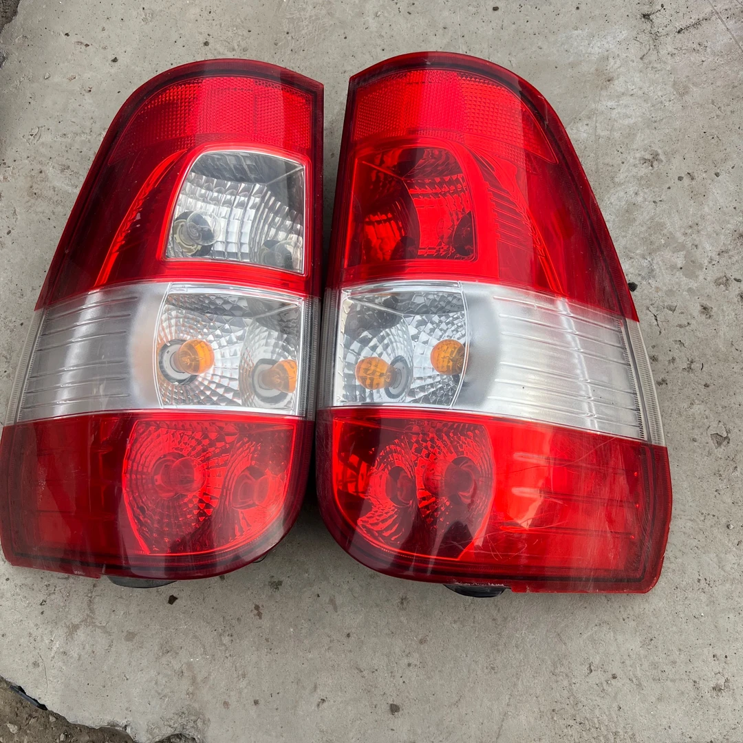 五菱之光6309尾灯