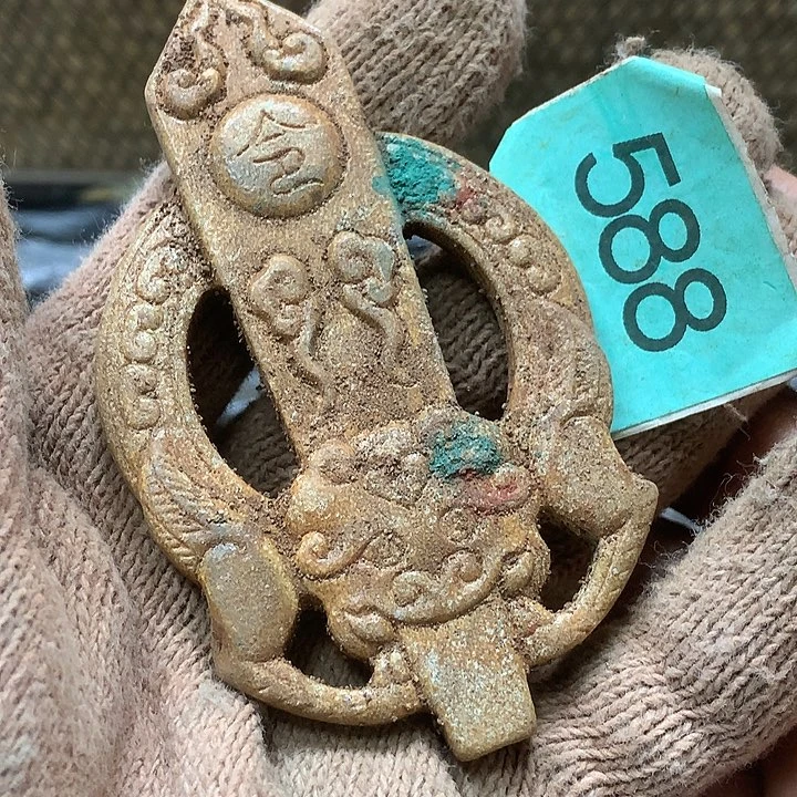 未镶嵌和田玉挂件