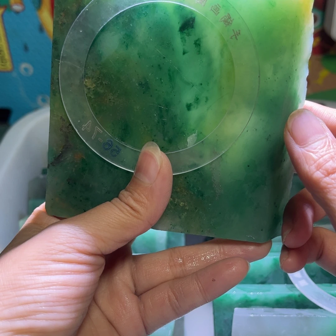乒***乓定制石英质玉（非洲翠）