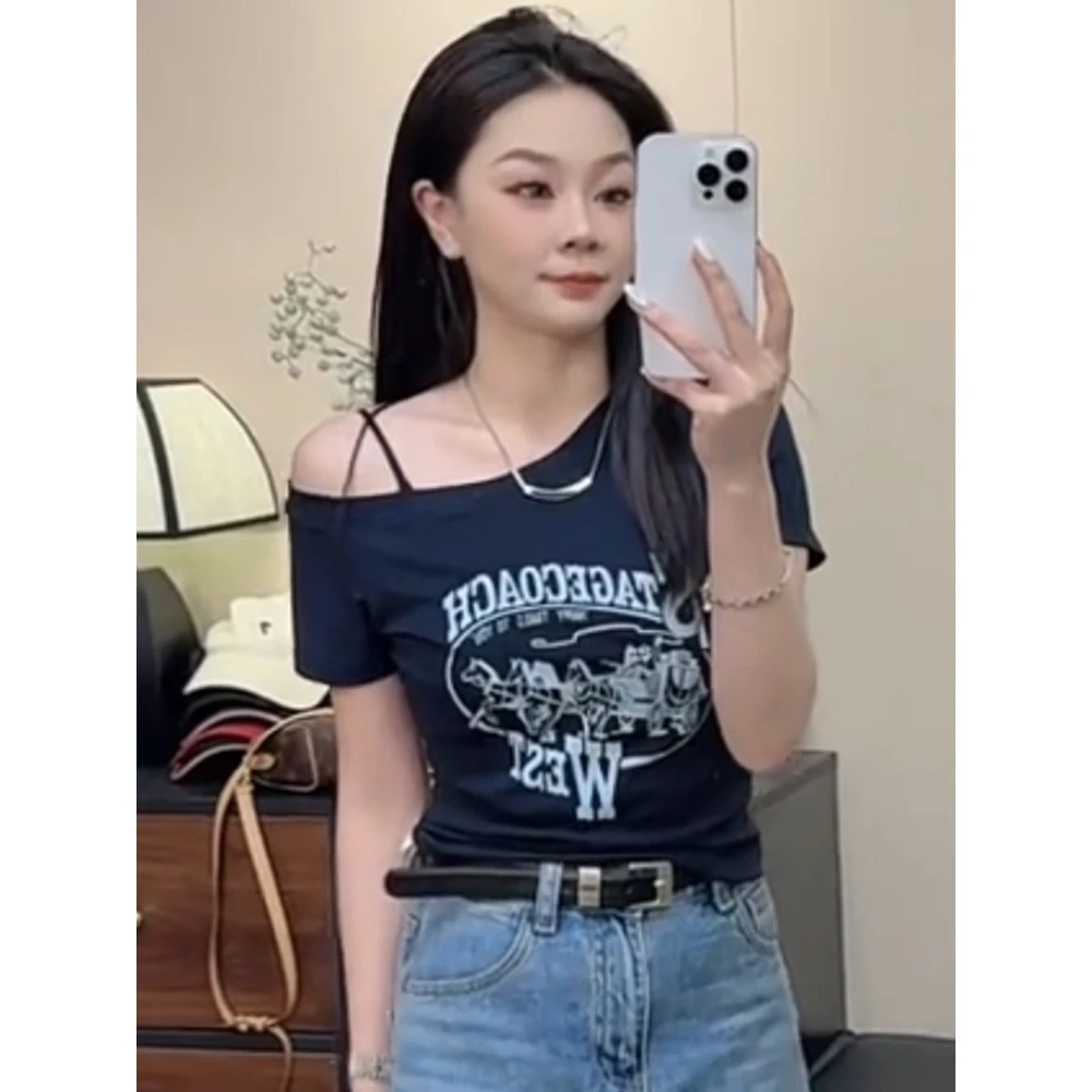 美式字母印花斜肩短袖T恤女2025夏季新款辣妹修身显瘦露肩上衣女
