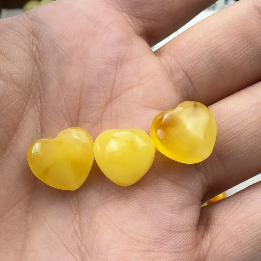 蜜蜡未镶嵌珠宝奇石全品小爱心