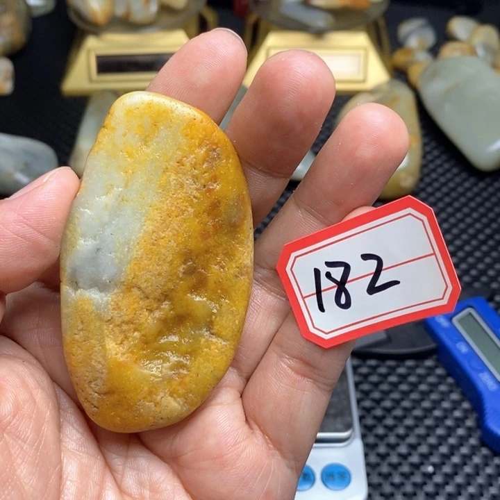 未镶嵌和田玉把件182