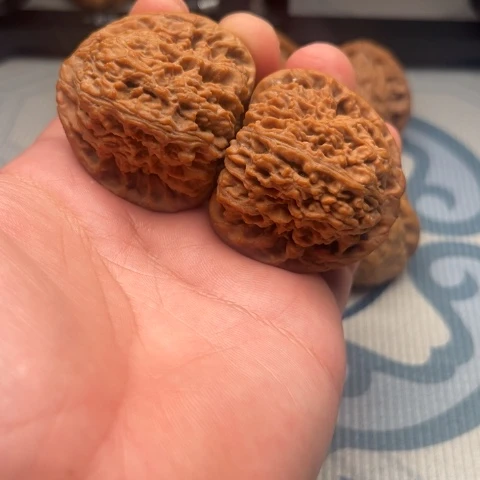 吊坠文玩核桃南疆
