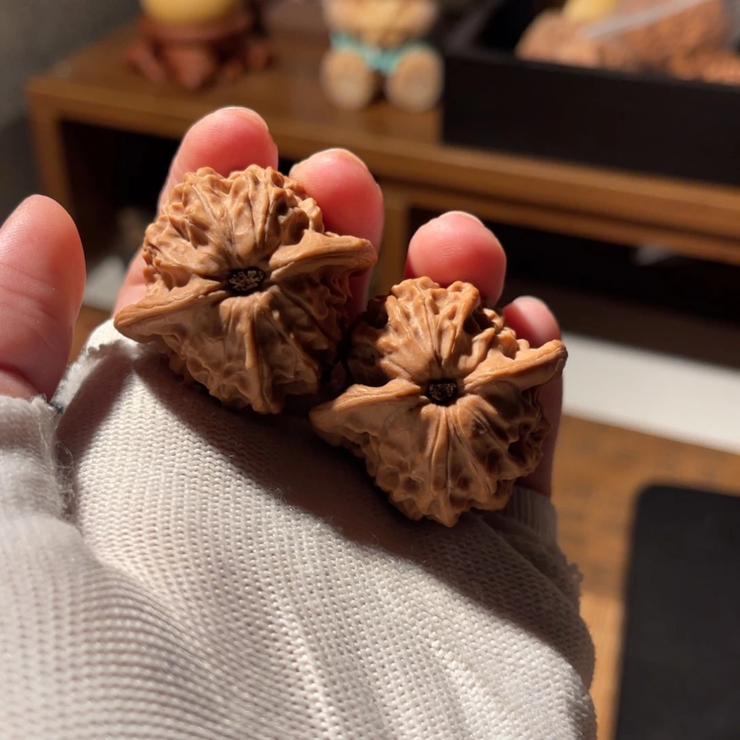 文玩核桃把件35 七步沟上手红，不退不换