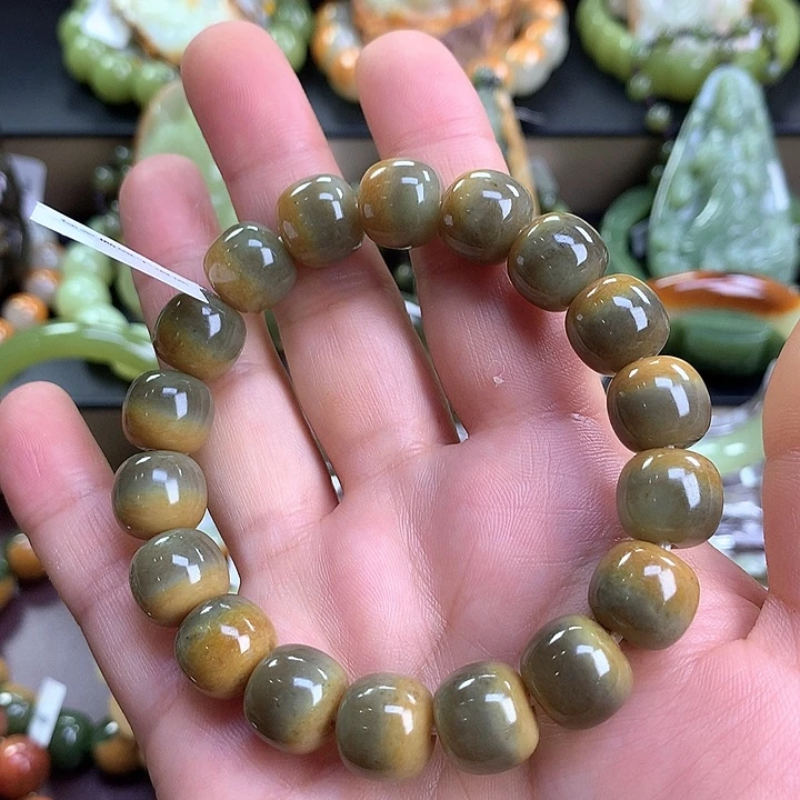 透闪石质玉未镶嵌手链