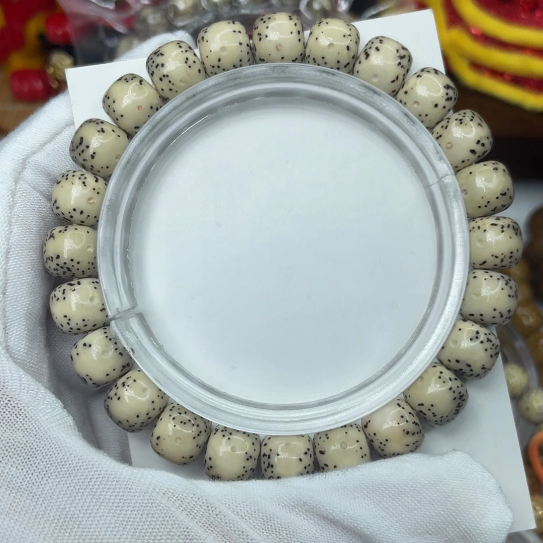 星月菩提吊坠石玉料9.5瓷白底月大留白（特价）