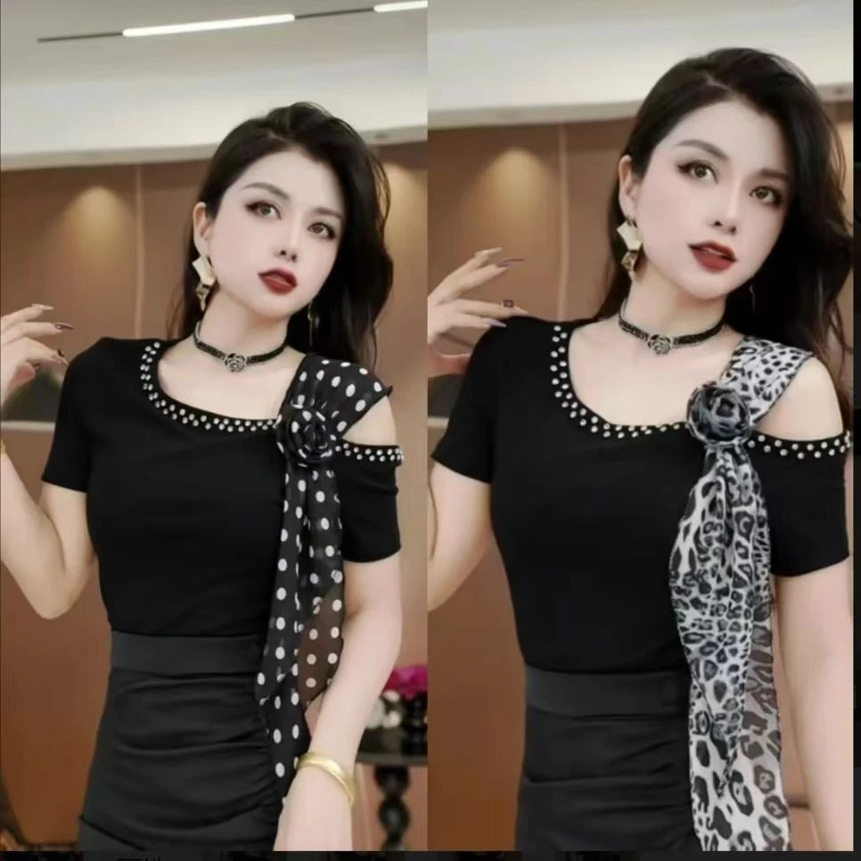 2025夏季新款短袖V领显瘦立体装饰飘带时尚百搭修身79