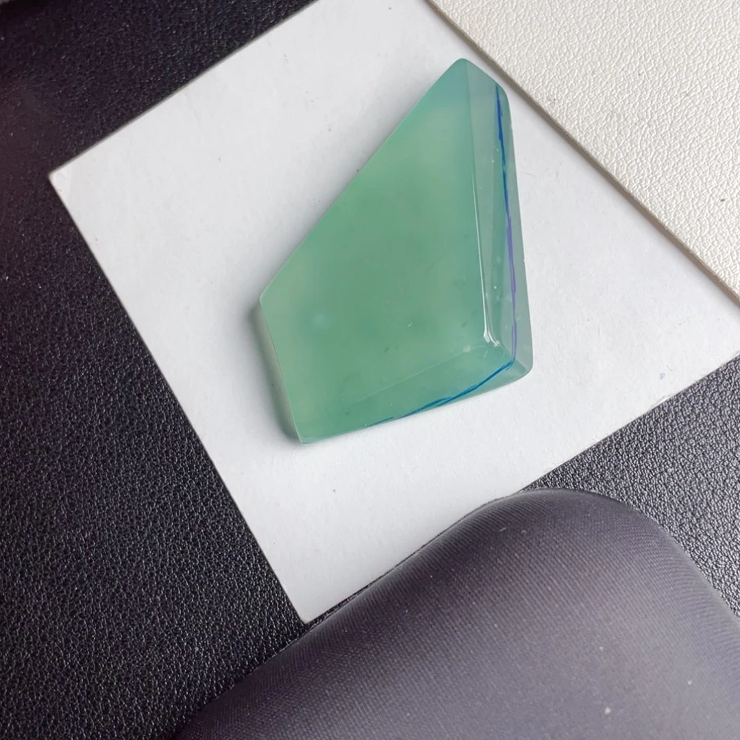 定制翡翠未镶嵌包工