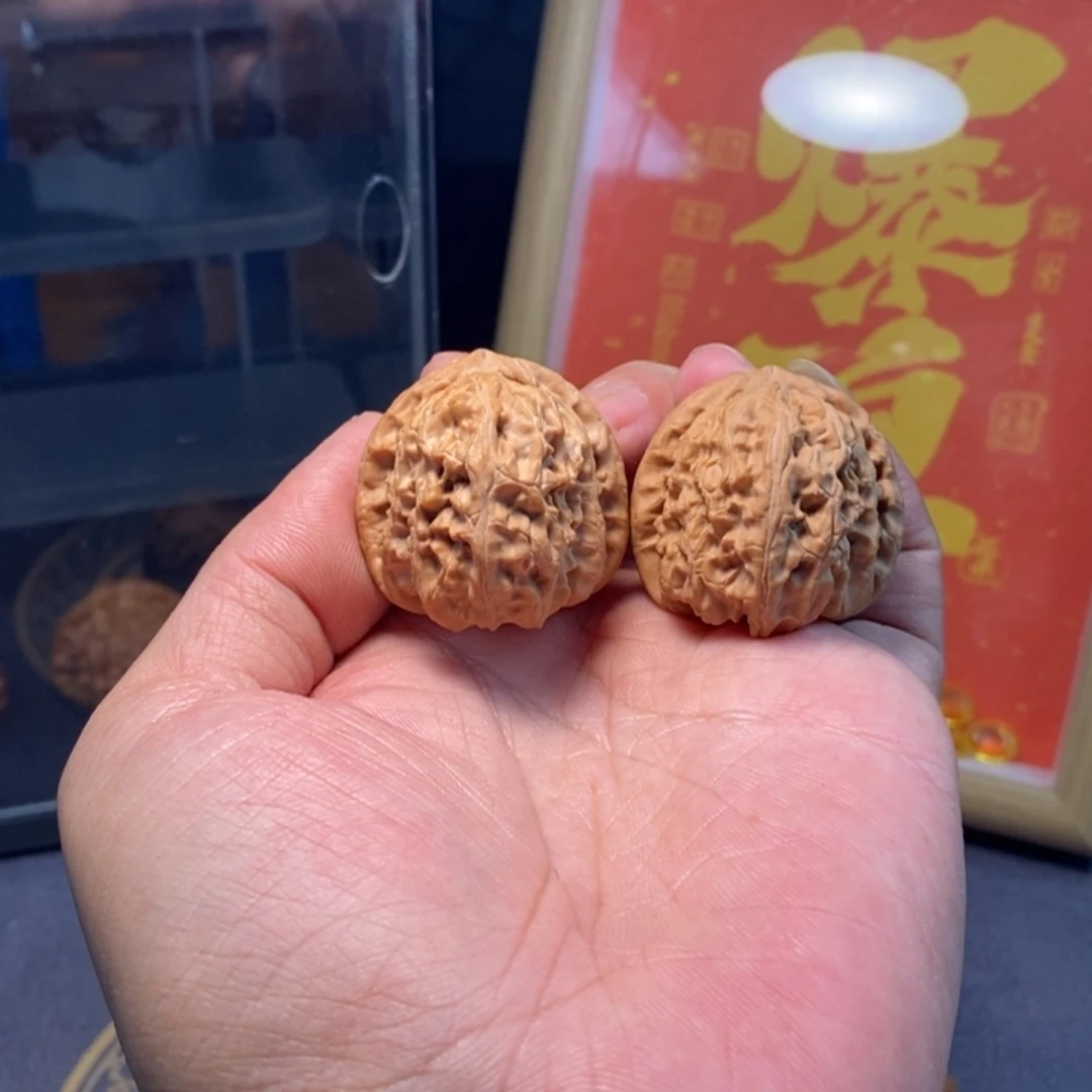 把件文玩核桃全品无修36尺三角白狮子