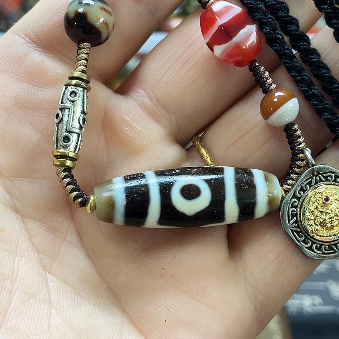 玛瑙/玉髓未镶嵌多样性发一条