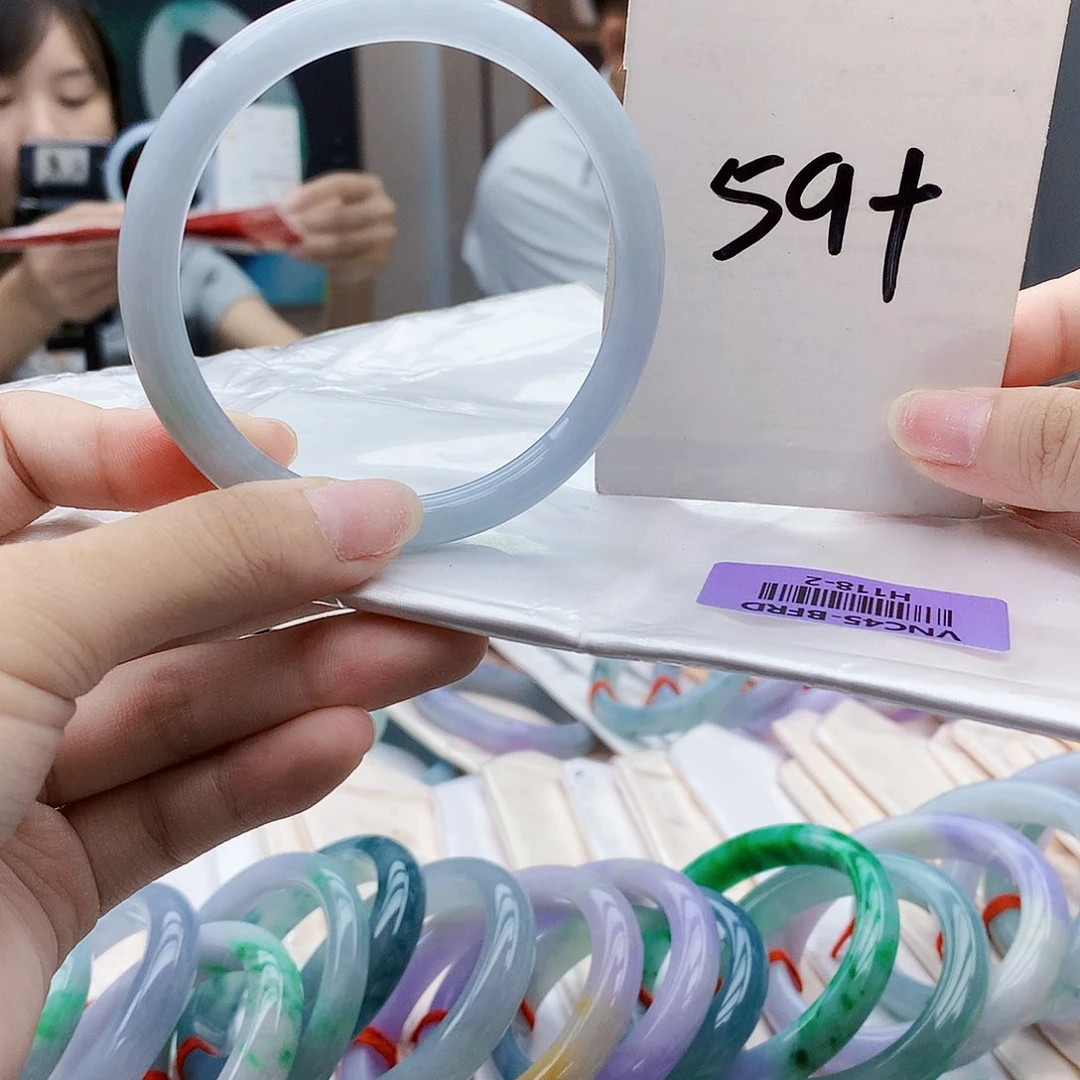 未镶嵌手镯翡翠vvg