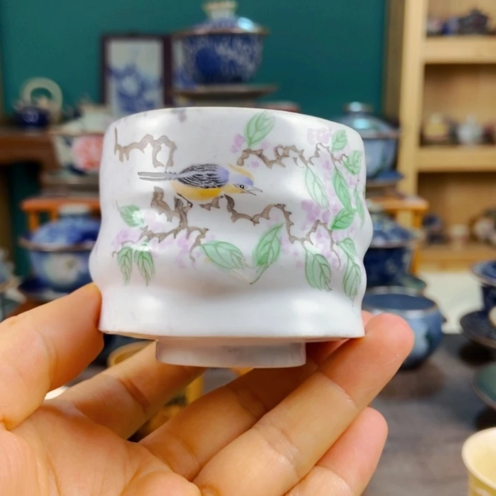 瓷片手工制作工艺精湛等