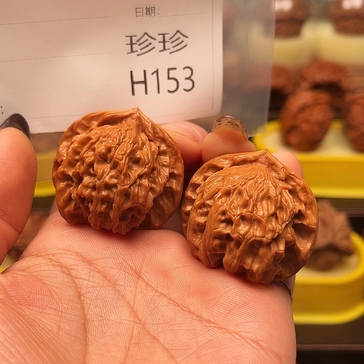 文玩核桃把件1盘山