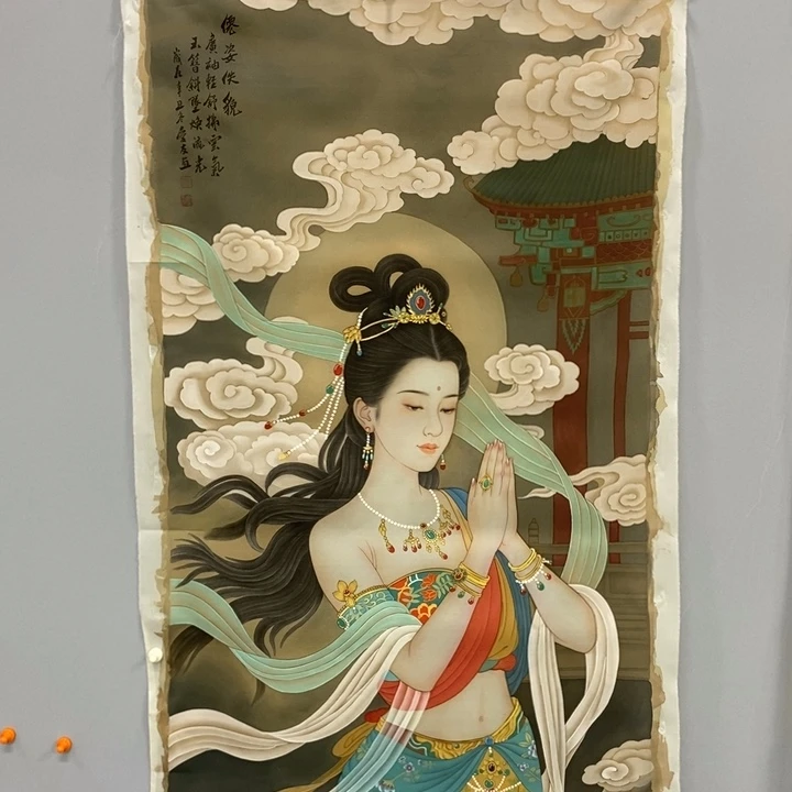手绘作品等多种形式进行