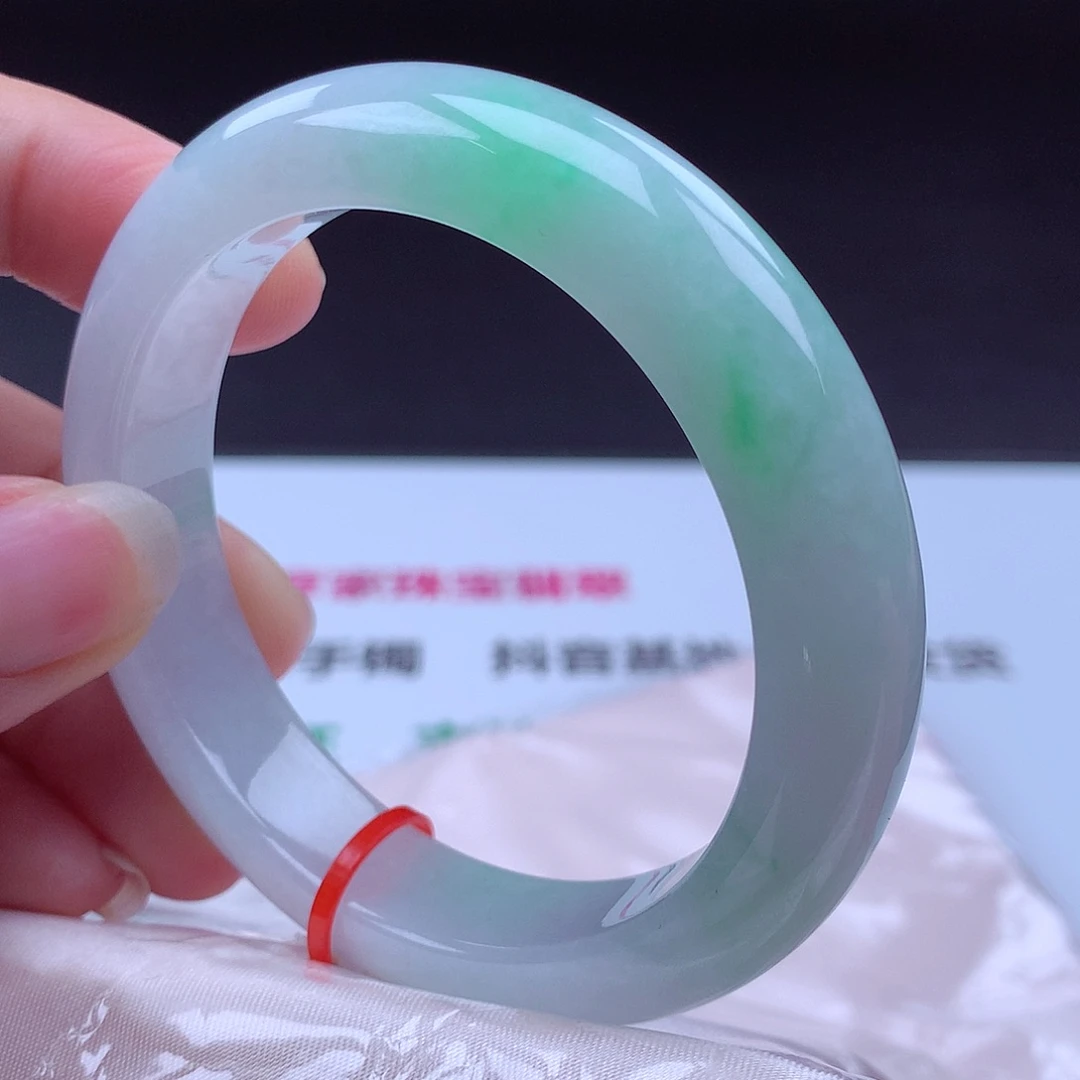 翡翠未镶嵌手镯手镯001992