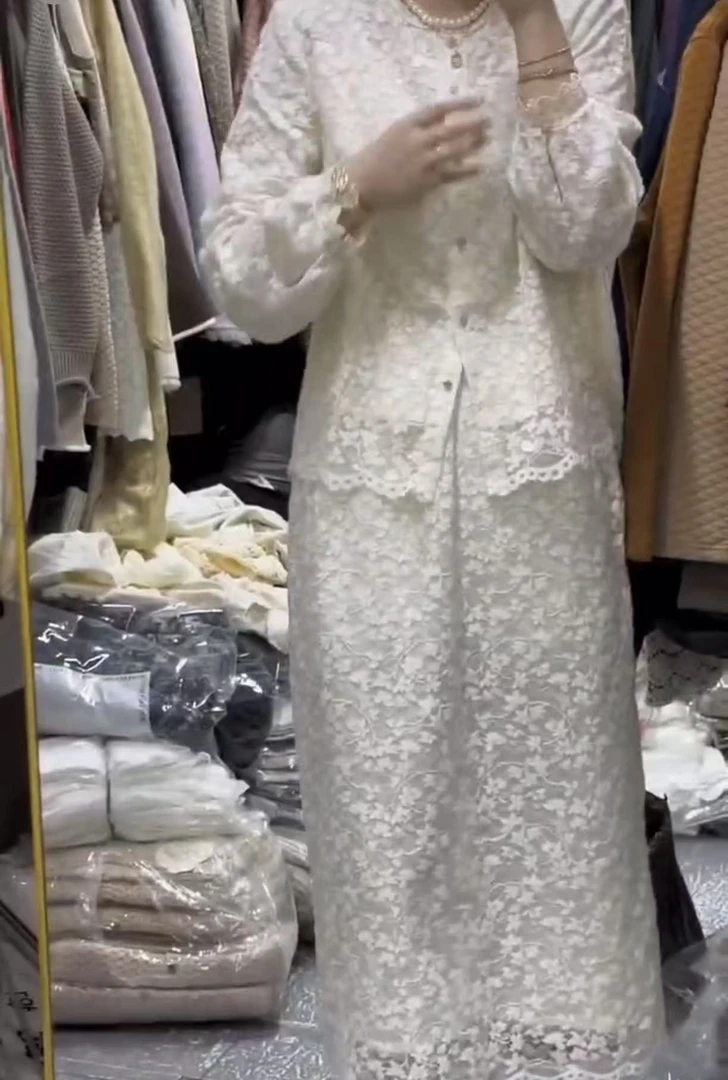 33S030554休闲洋气百搭减龄优雅设计感衫新款舒衫适女士宽松个