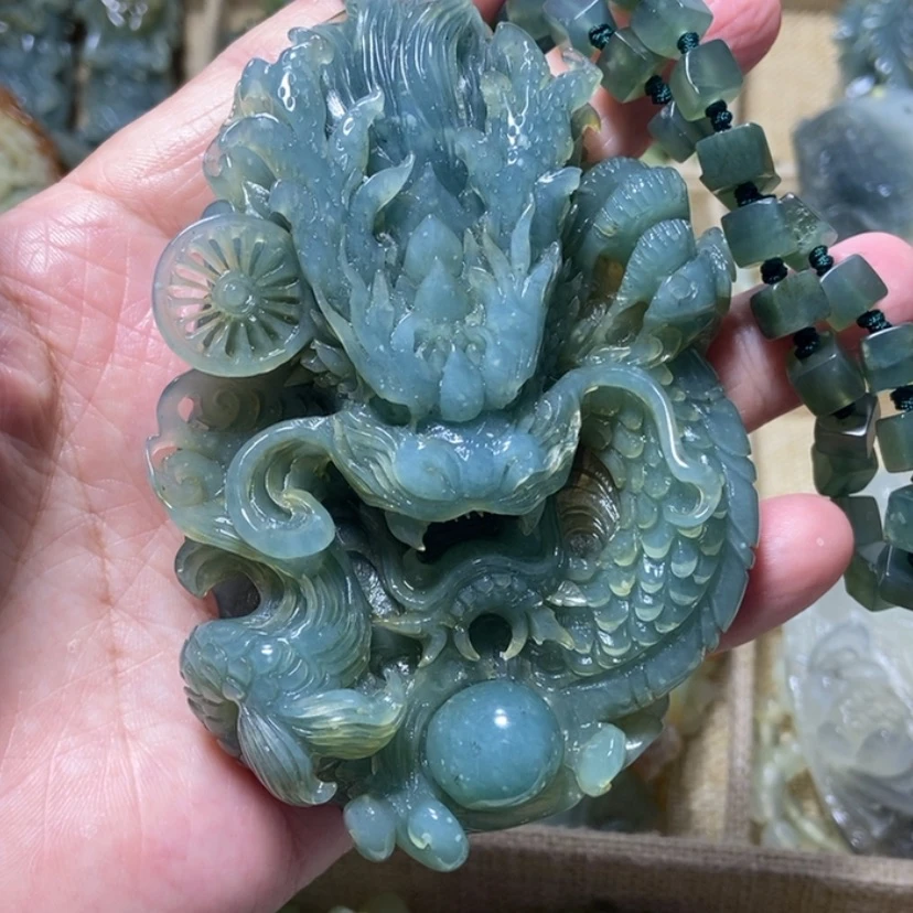 【闪购商品】未镶嵌蛇纹石玉颈饰Z****店