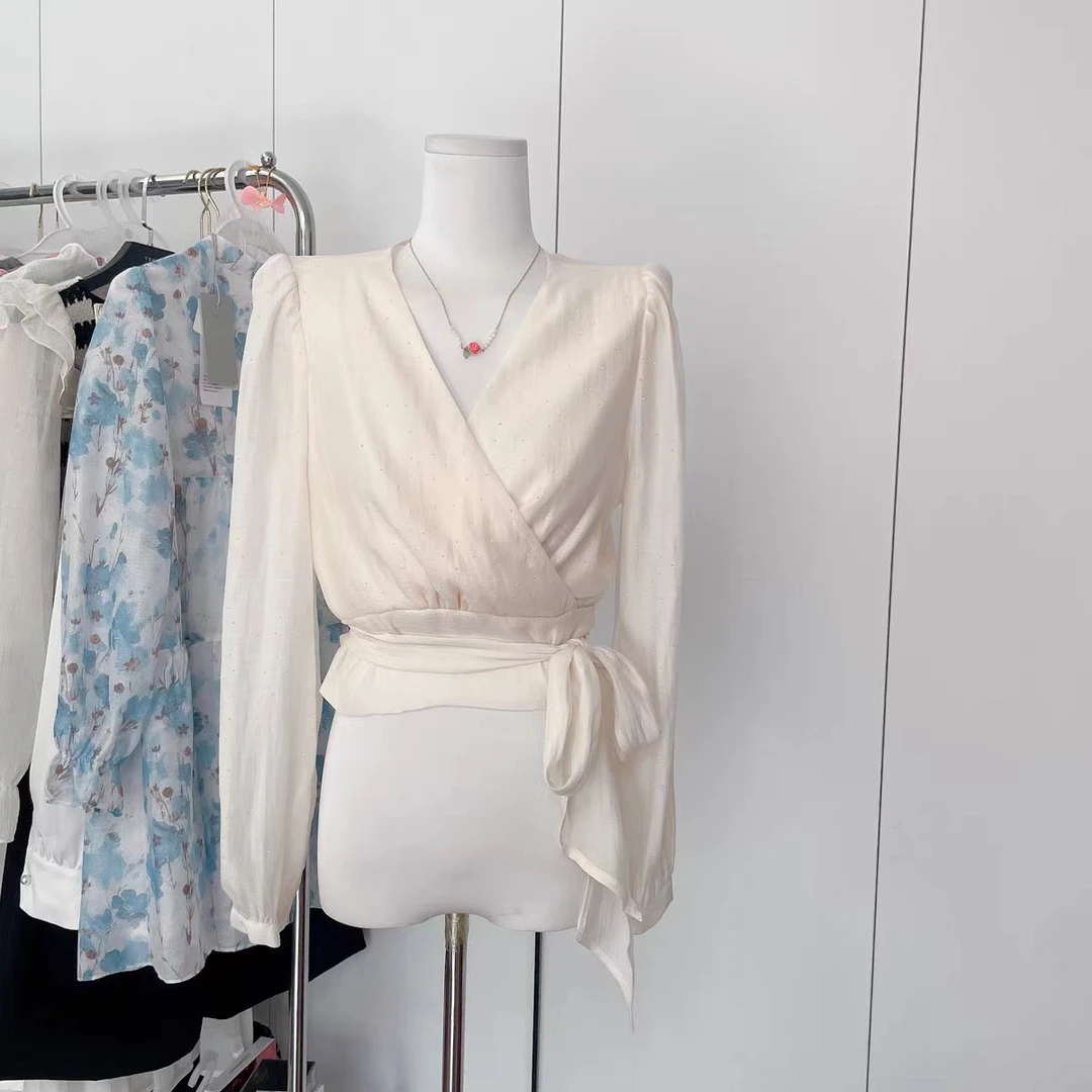 轻奢百搭时尚薄纱衬衫女春装烫钻新款宽松灯笼袖系带小衫