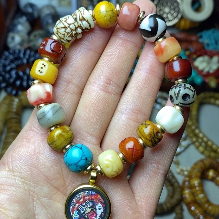 大叶紫檀（黑酸枝木类）