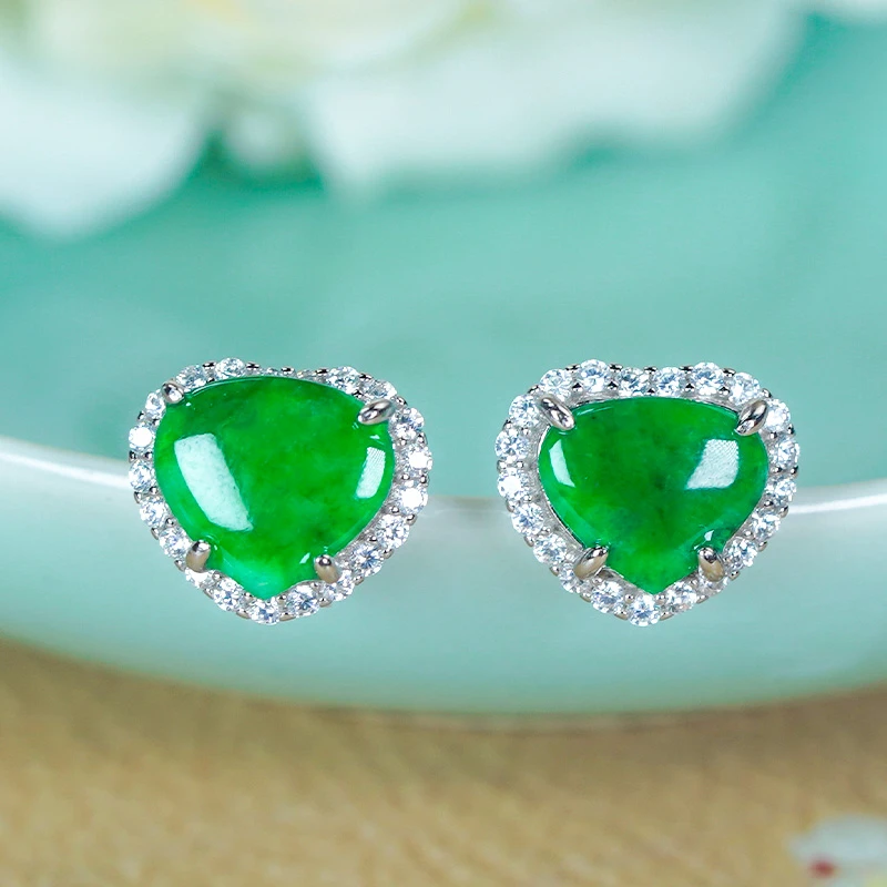 时尚满锆豪镶简约风天然满辣翡翠A货龙石银白色爱心耳钉一对