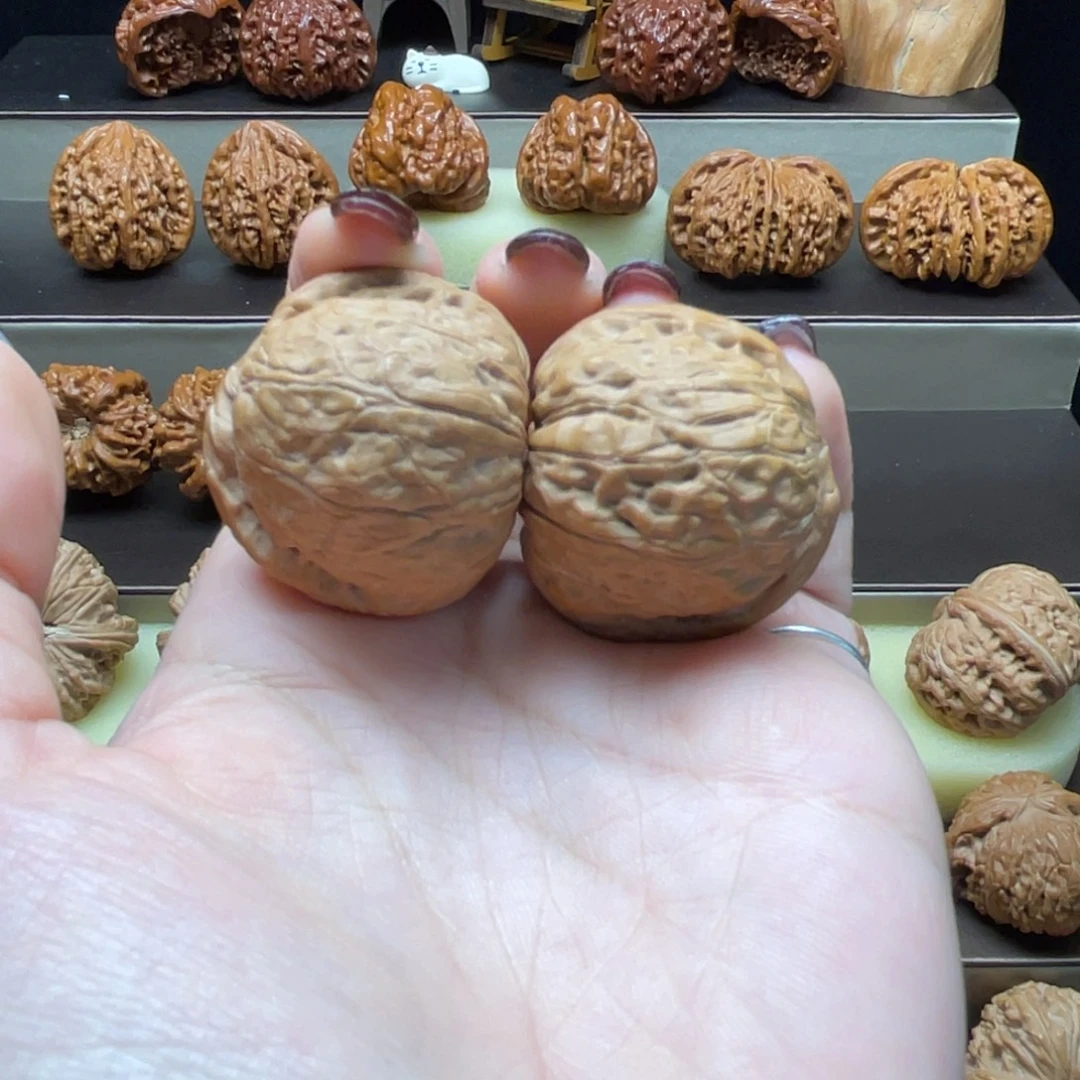 把件文玩核桃34全品蝴蝶大眼南瓜墩