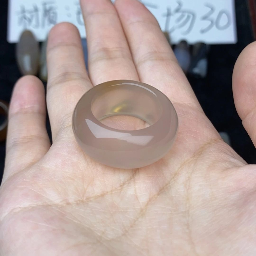 冒***家玛瑙/玉髓颈饰未镶嵌