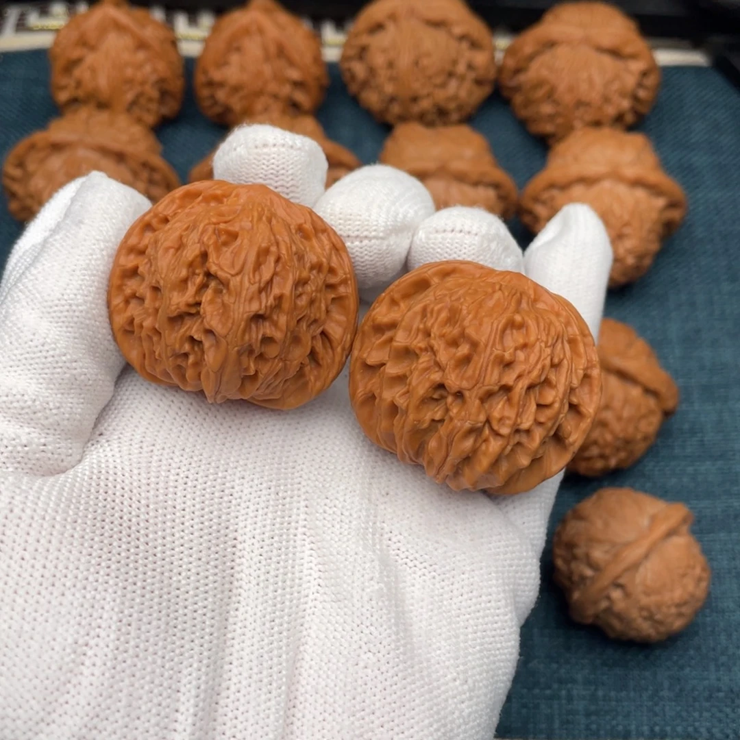 N****文玩核桃把件39全品红皮山地正磨