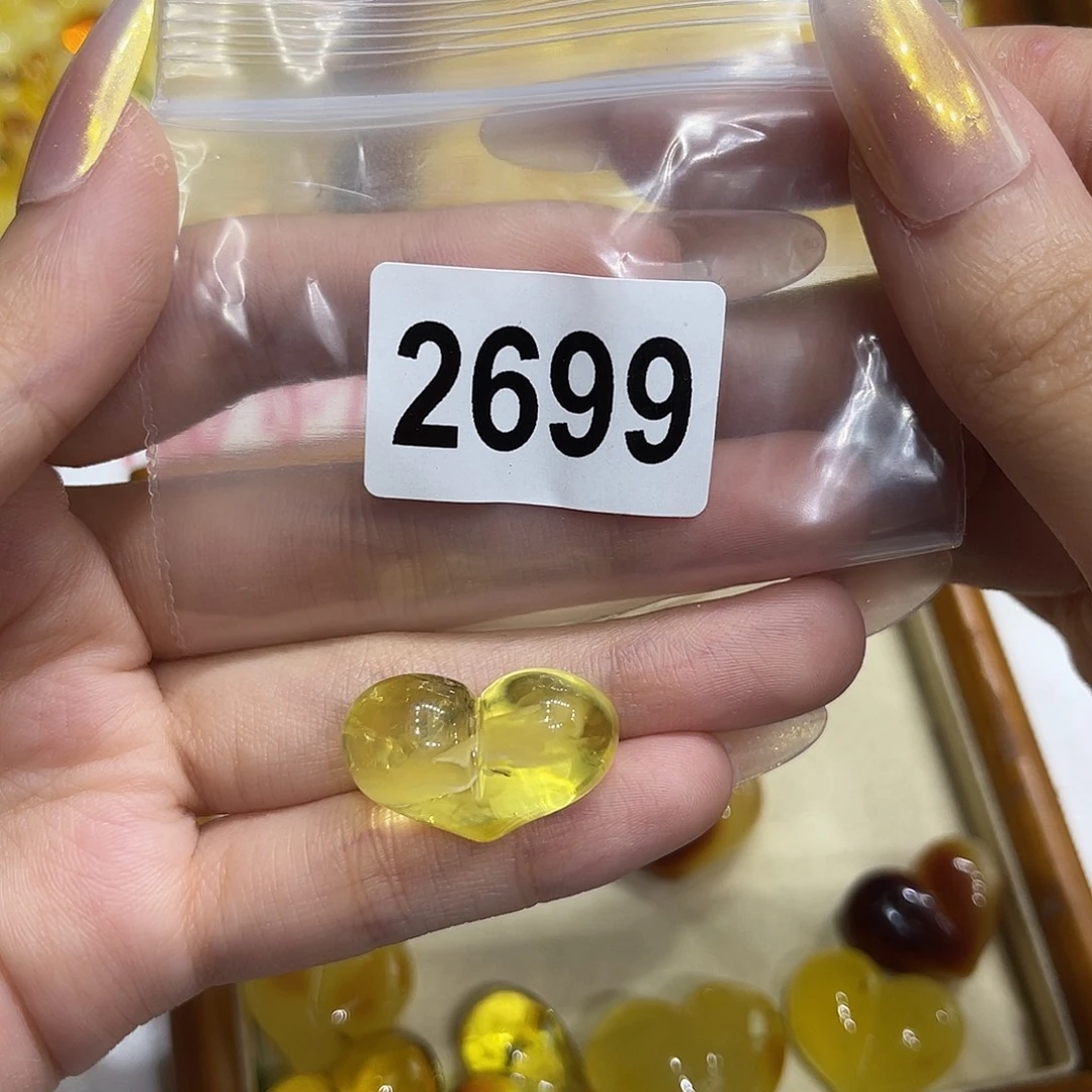 一***念琥珀未镶嵌裸石蜜蜡