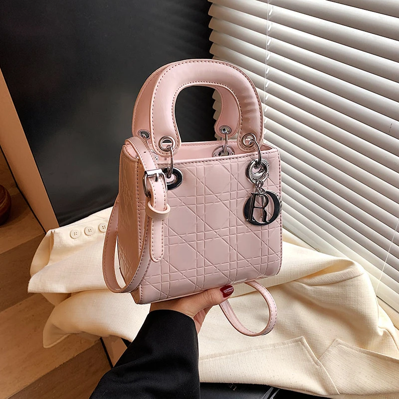 高级感戴妃包女2025新菱格小方包时尚百搭单肩斜挎包小香风手提包