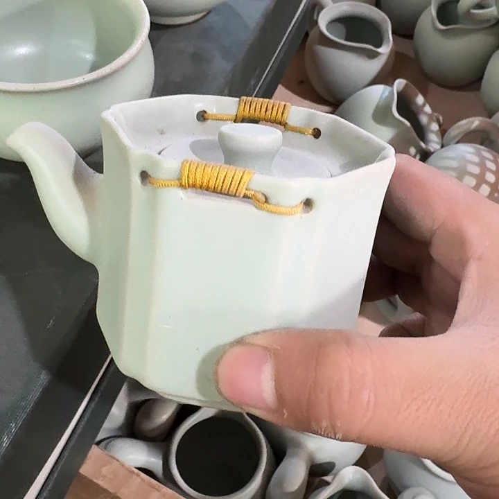 瑕疵茶具，介意勿拍