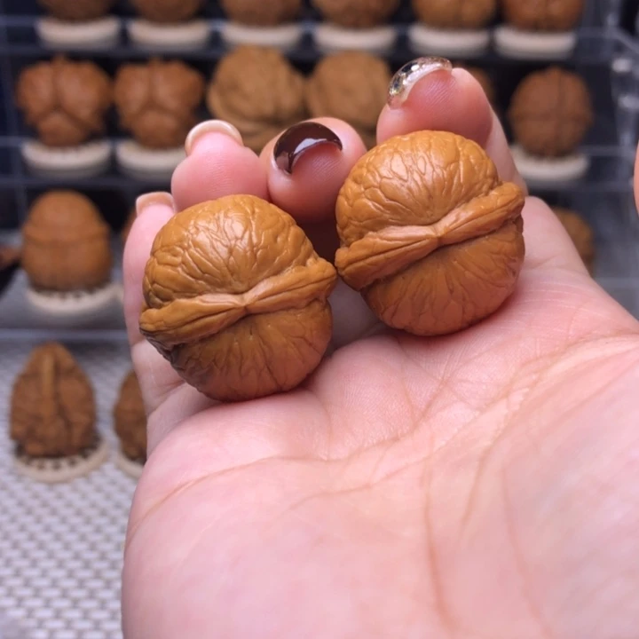 文玩核桃把件2号蛇皮球27尺