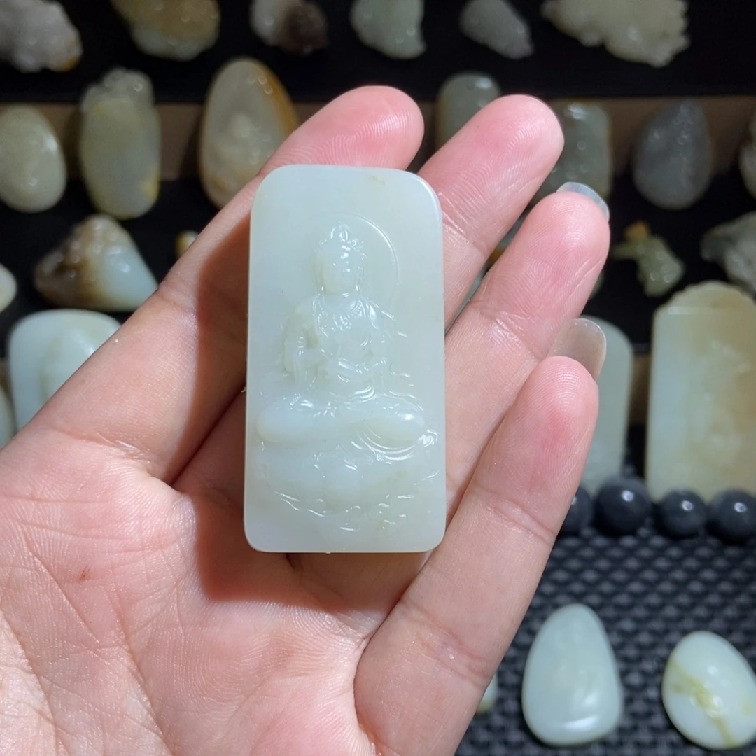 和田玉未镶嵌颈饰