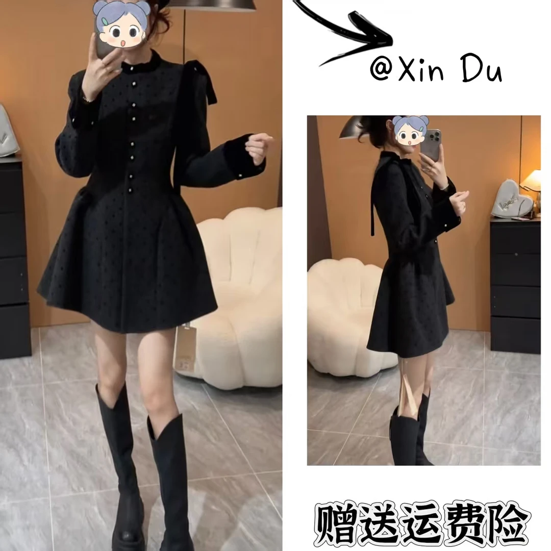 2025秋冬季新款时尚显瘦气质女士网红洋气连衣裙百搭款D24219