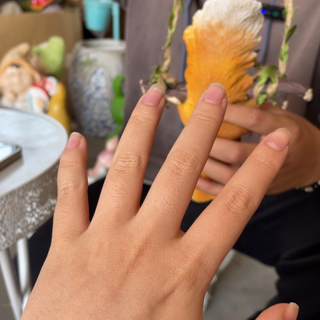 【闪购商品】陶瓷树脂松鼠挂件摆件