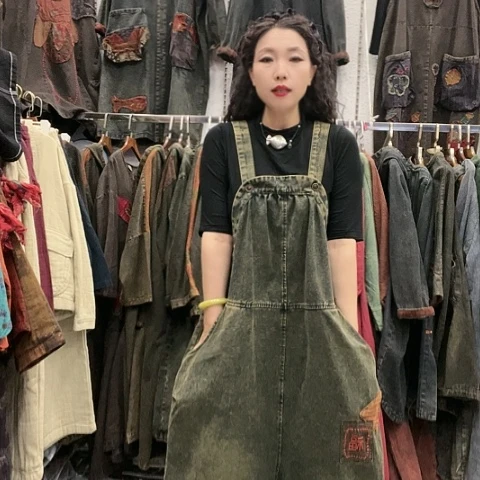 刺绣招财猫炒色牛仔背带裤