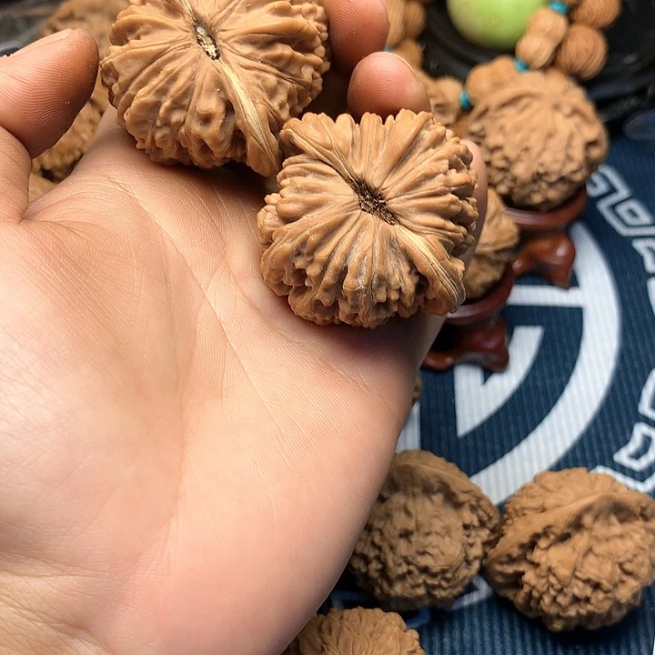 吊坠文玩核桃大**哥核桃四座楼