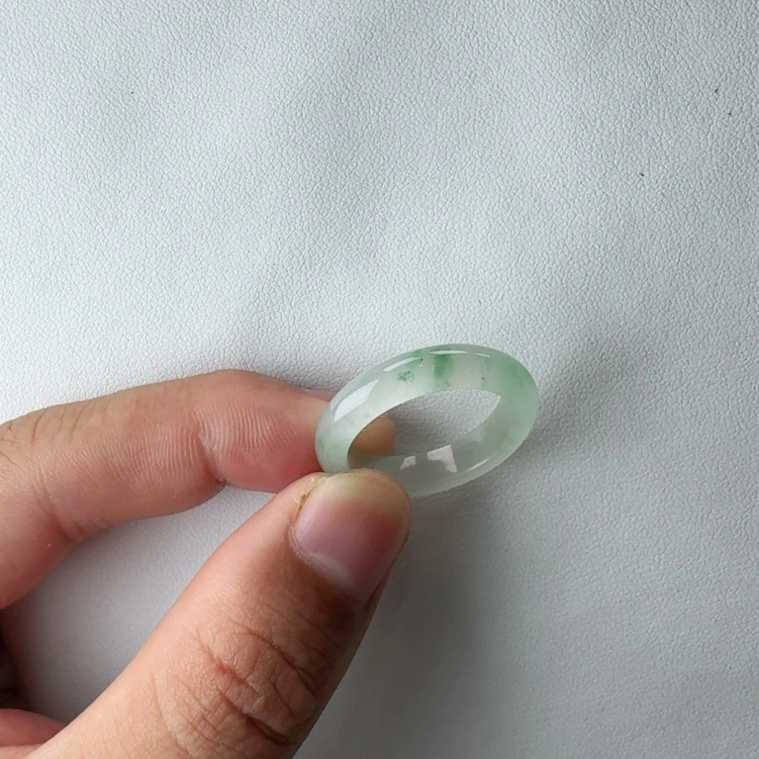 石英质玉（非洲翠）戒圈20.5未镶嵌