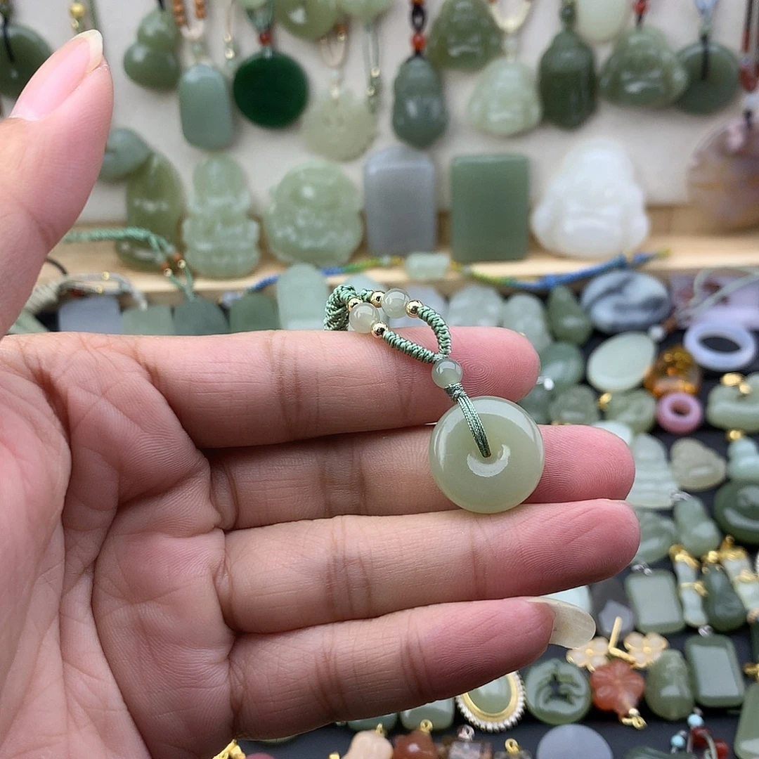 和田玉未镶嵌吊坠(不含链)