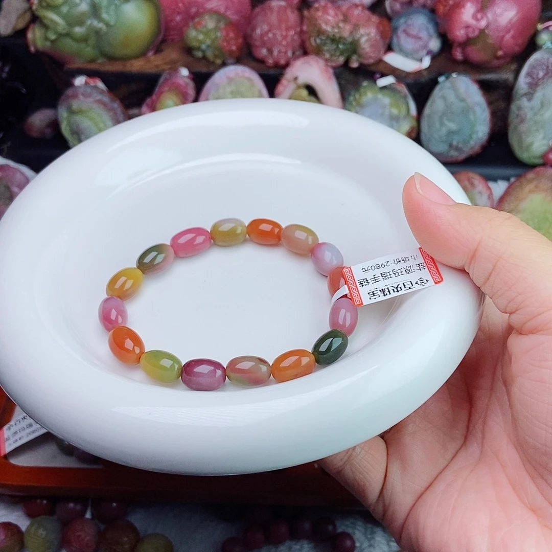 未镶嵌石英质玉（盐源）珠宝半成品