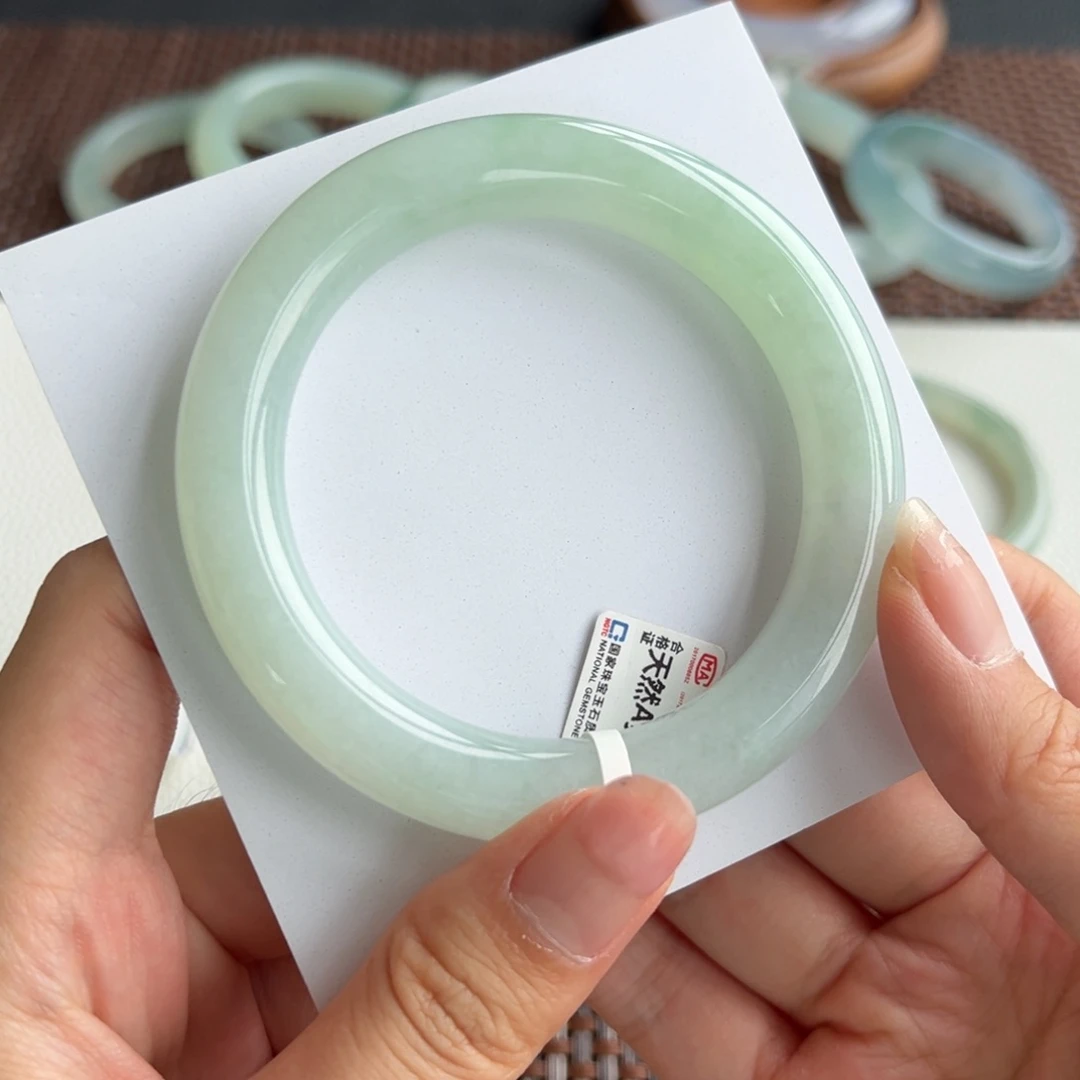 翡翠手镯未镶嵌13号 56.8